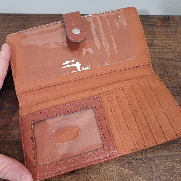 Relic Tan/Brown Leather Wallet - Picture 4 of 6